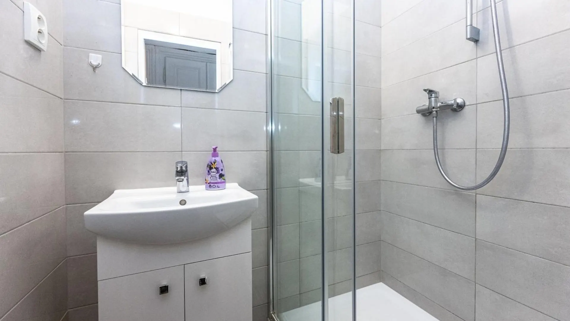 Apartments Safarikova 18 Praha 0*,  Česká republika
